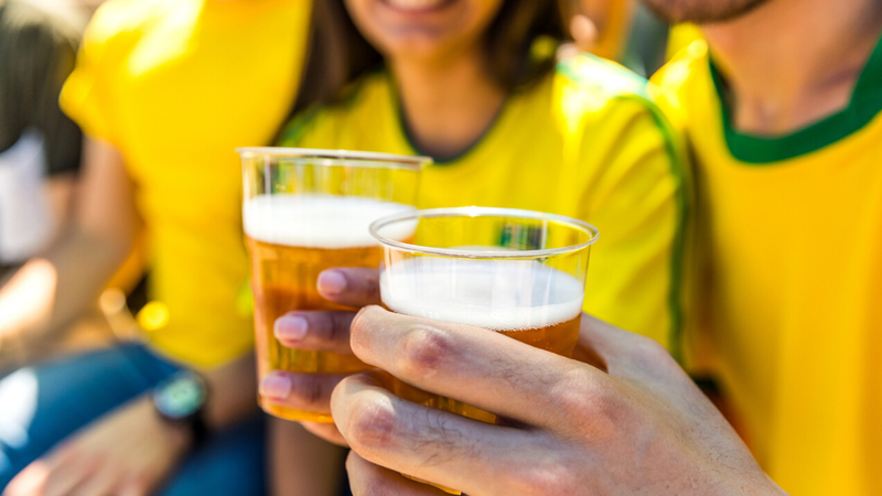 STF autoriza a venda de bebidas alcoólicas em estádios e arenas - GettyImages