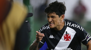 Germán Cano, jogador do Vasco comemorando o gol - GettyImages