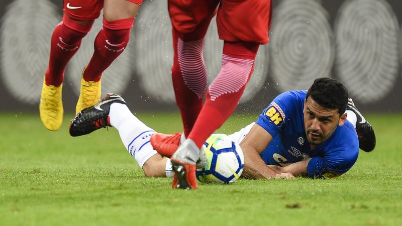 Edílson entra na Justiça do Trabalho contra Cruzeiro - Getty Images