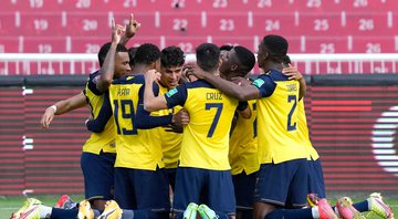 Jogadores do Equador comemorando gol contra a Venezuela nas Eliminatórias - GettyImages