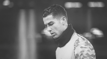 Cristiano Ronaldo de cabeça baixa - GettyImages