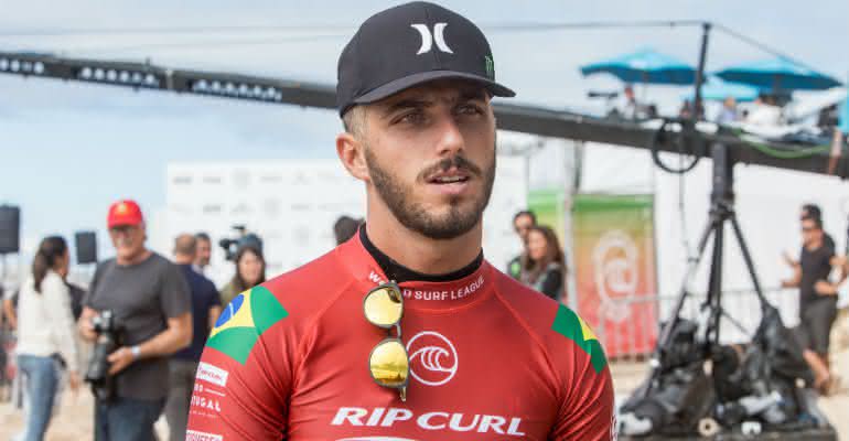 Filipe Toledo segue na busca pelo título do Mundial de Surfe - GettyImages