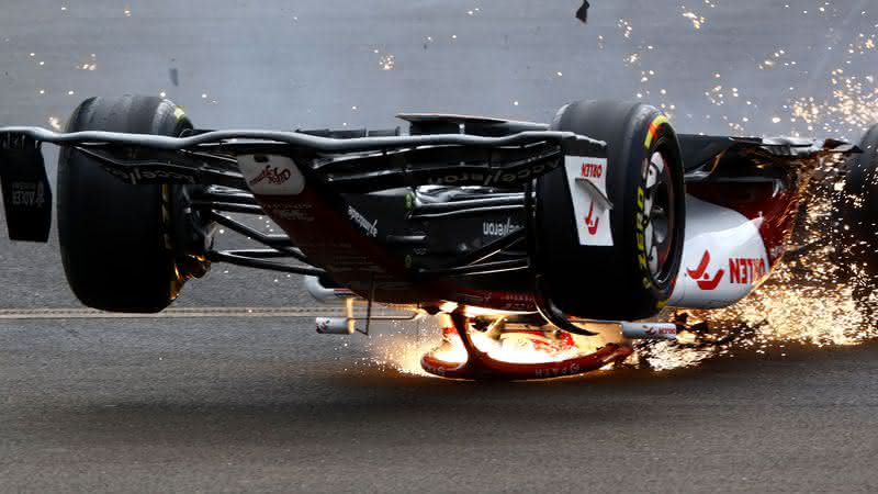 Zhou assustou os fãs de F1 em Silverstone - GettyImages
