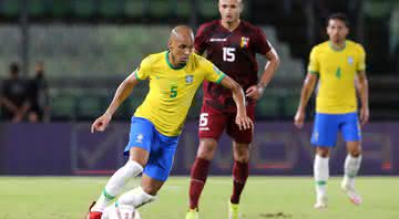 Fabinho comemora sequência como titular na Seleção Brasileira: “Muito importante para mim” - GettyImages