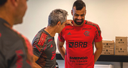 Fabrício Bruno chega no Flamengo - Paula Reis/Flamengo/Flickr