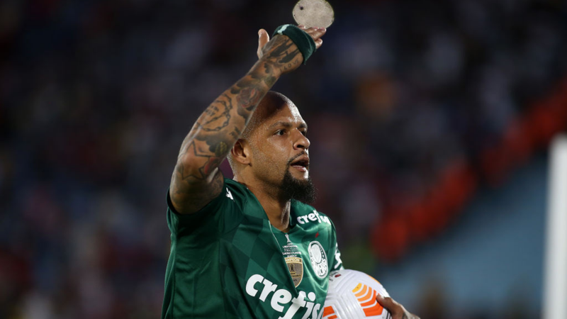Presidente do Fluminense confirma pré-acordo com Felipe Melo - GettyImages