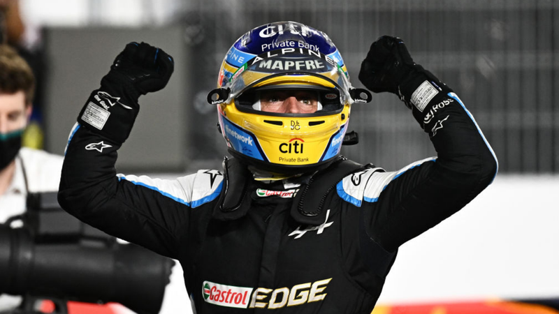 Fernando Alonso comemorando a volta ao pódio pela Fórmula 1 - GettyImages