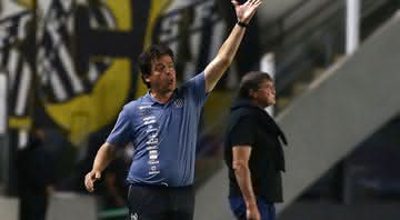 Fernando Diniz fala em desgaste no Santos antes de decisão contra o Independiente - GettyImages