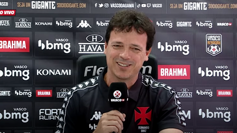 Fernando Diniz durante entrevista coletiva de apresentação no Vasco - Reprodução / OneFootball / Vasco TV