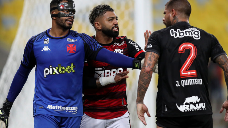 Flamengo e Vasco se enfrentam neste domingo, 20, pelo Campeonato Carioca - GettyImages