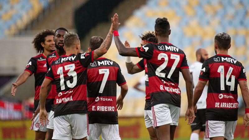 Flamengo recebe proposta de grupo que administra o Manchester City por volante - Alexandre Vidal / Flamengo