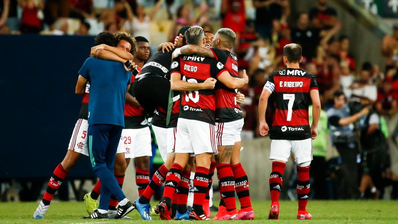 Flamengo faz novos exames e grupo que testou positivo volta a ficar à disposição de Koeman - GettyImages