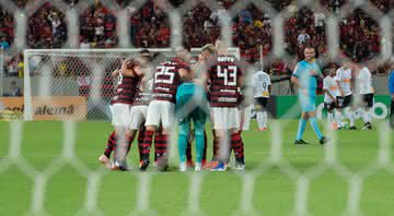 Flamengo e Palmeiras é suspenso - GettyImages