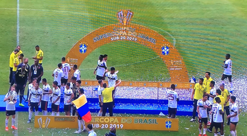 Garotos do Flamengo são campeões da Supercopa sub-20 - Transmissão SporTV