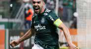 Bruno Henrique comemorando seu gol com a camisa do Palmeiras - GettyImages