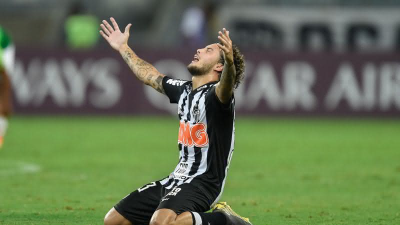 Guga em ação com a camisa do Atlético Mineiro - GettyImages