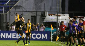Clube paraguaio eliminou o Corinthians, em 2015 - GettyImages