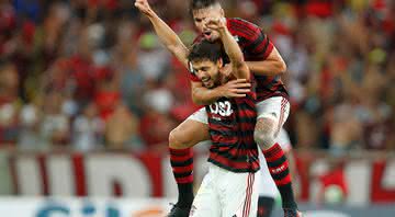 Rodrigo Caio comemorando gol pelo Flamengo - GettyImages