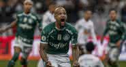 Felipe Melo comemorando gol - Getty Images