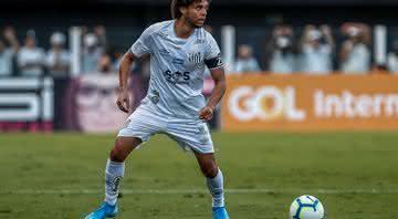 Victor Ferra é anunciado pelo Grêmio - GettyImages
