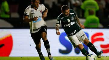 Zé Rafael em ação com a camisa do Palmeiras - GettyImages