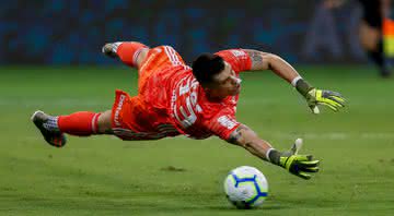 Tiago Volpi desabafou após a derrota contra o Athletico Paranaense - GettyImages
