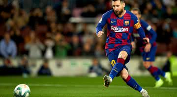 Messi está com 32 anos e só jogou pelo Barcelona - Getty Images