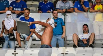 STJD quer julgar confusão em partida que rebaixou Cruzeiro, ainda este anos - GettyImages