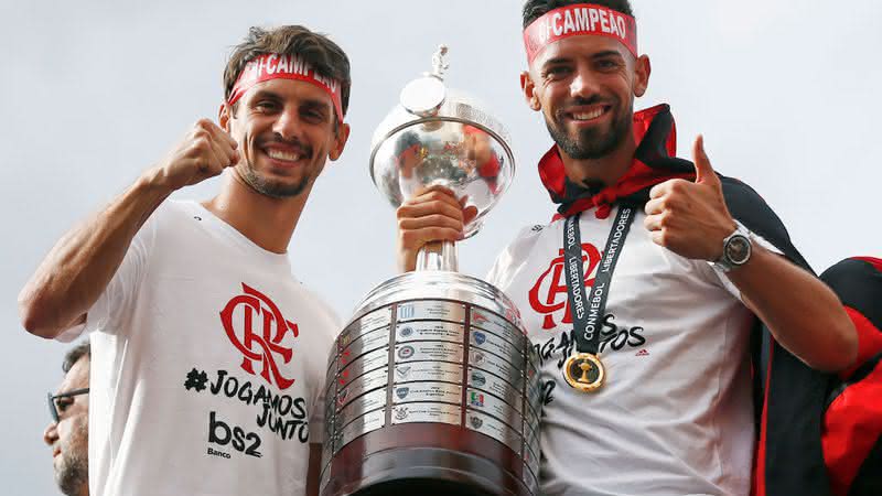 Dupla de defensores do Flamengo pode passar por mudanças - GettyImages