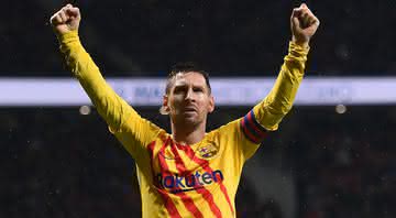 Messi em campo com a camisa do Barcelona - GettyImages