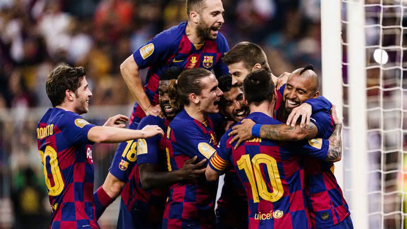 Jogadores do Barcelona comemorando o gol - GettyImages