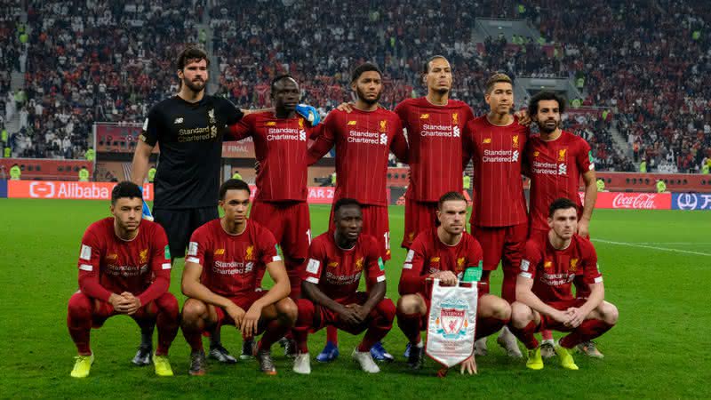 Sportbuzz · Jogadores do Liverpool celebram título com pose de comemoração de Gabigol
