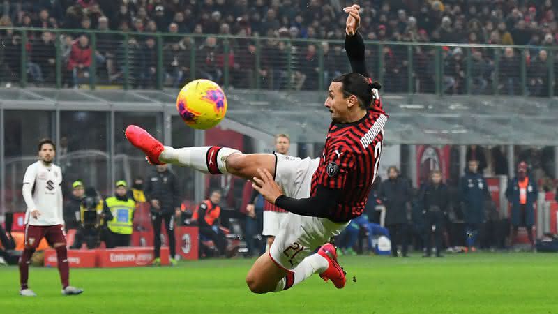 Ibra fez o quarto gol do Milan na partida - GettyImages