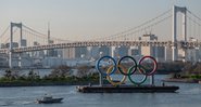 Arcos olímpicos em Tóquio, no Japão - GettyImages