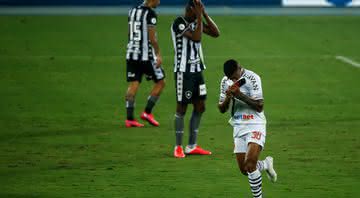 Após vitória do Vasco, Ygor se emociona com primeiro gol pelo clube: “Inexplicável” - GettyImages