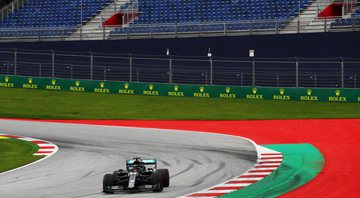 Primeiro treino da Fórmula 1 tem Hamilton liderando dobradinha para a Mercedes - GettyImages