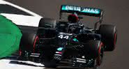 Hamilton lidera Mercedes no segundo treino livre para o GP de 70 anos da Fórmula 1 - GettyImages