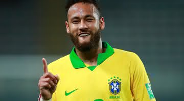 Neymar Jr homenageia Ronaldo após gol contra o Peru - GettyImages