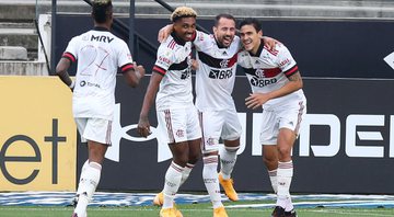 Flamengo goleia o Corinthians na Neo Química Arena, em São Paulo - GettyImages