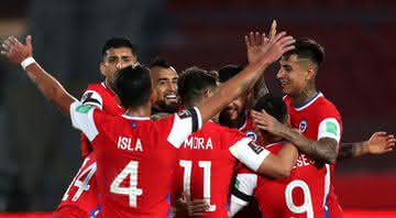 Em noite de Vidal, Chile vence o Peru nas Eliminatórias da Copa do Mundo - GettyImages