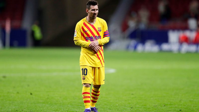 Messi em campo com a camisa do Barcelona - GettyImages