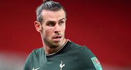 Bale em ação com a camisa do Tottenham - GettyImages