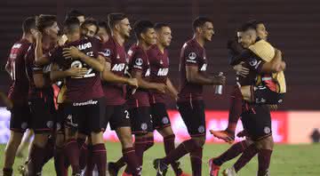 Lanús volta a derrotar o Vélez Sarsfield e avança à final da Copa Sul-Americana - Getty Images