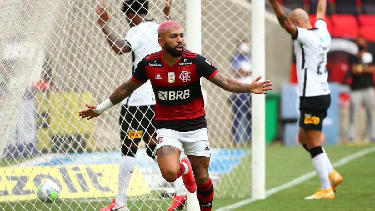 Neto retorna e crava briga pelo título 'Só Palmeiras e Corinthians