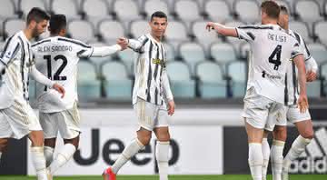 Juventus e Crotone duelaram no Campeonato Italiano - GettyImages