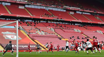 Com falha de Salah, Liverpool tropeça diante do Fulham em Anfield - GettyImages