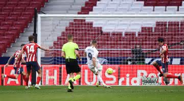 Com gol de Benzema, Real marca no fim e empata clássico com o Atlético de Madrid - GettyImages