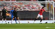 Cavani marcou o gol do United logo aos cinco minutos de jogo - Getty Images