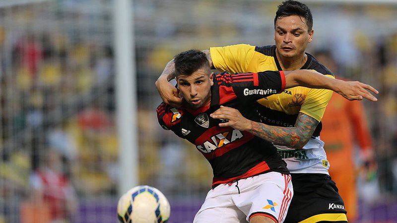 Ex-jogador do Flamengo diz que a pressão no clube foi grande durante sua passagem - GettyImages