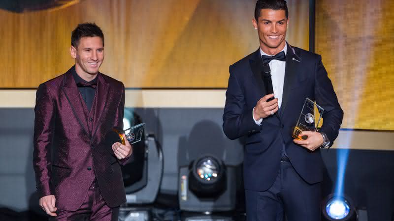 Messi e Cristiano Ronaldo em cerimônia dos 11 melhores jogadores do mundo em 2014 - Getty Images